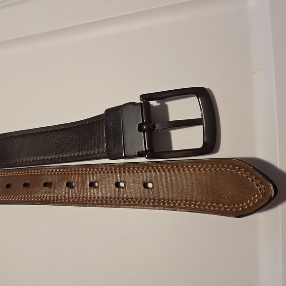 Columbia Reversible Dark Brown or Tan Leather Belt Waist 39"-42" - Picture 4 of 7